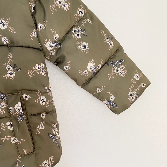 Zara Baby Green Floral Puffer - Picture 6 of 10